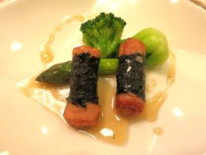 紫菜火腿卷 紫菜火腿卷