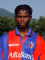 莫莫&middot;<a class="innerlink" title="班古" href="/wiki/%E7%8F%AD%E5%8F%A4">班古</a>拉