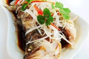 清蒸鱸魚