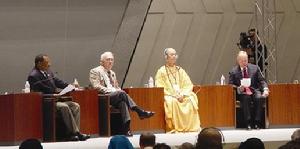 2005年8月，在日本京都舉行的“世宗和”第八屆大會全會上，中國宗教界和平委員會“中宗和”副秘書長學誠代表“中宗和”發言。