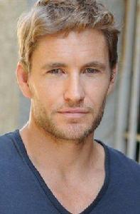 布雷特·塔克 布雷特·塔克