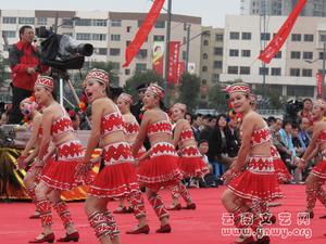 舞蹈《快樂的哈尼姑娘》