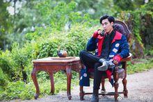 猾士厄（葛炳輝飾）