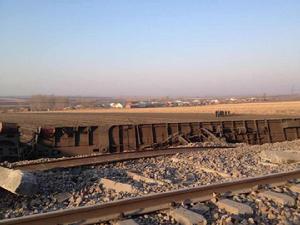 脫線[火車脫離鐵路線路的現象]