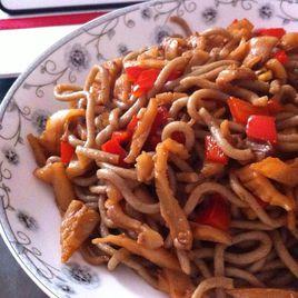 雞肉蔬菜面 雞肉蔬菜面