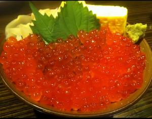 三文魚子飯 三文魚子飯