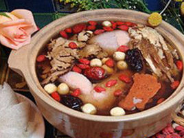 肉桂砂仁燉牛月展 肉桂砂仁燉牛月展