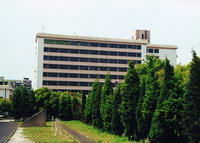 中華新僑中等專業學校 中華新僑中等專業學校