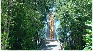 崇義縣革命烈士紀念塔