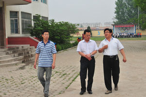 縣委劉守亮書記