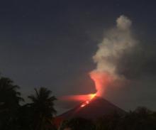 索普坦火山噴發