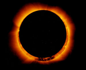 2011年1月4日，日本探測器在太空軌道上紀錄下的日食。