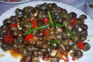 米椒韭花炒田螺肉 米椒韭花炒田螺肉