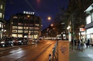 巴黎蒙田大道 巴黎蒙田大道