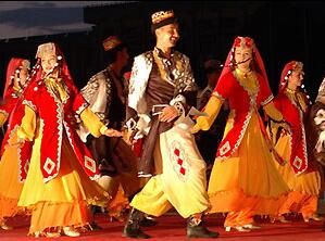 夏地亞納舞 夏地亞納舞