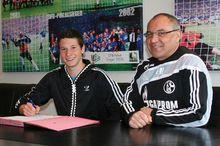 德拉克斯勒升入沙爾克04一線隊