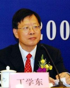 丁學東[原中投董事長兼執行長]