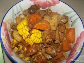 蛋皮腸排骨 蛋皮腸排骨