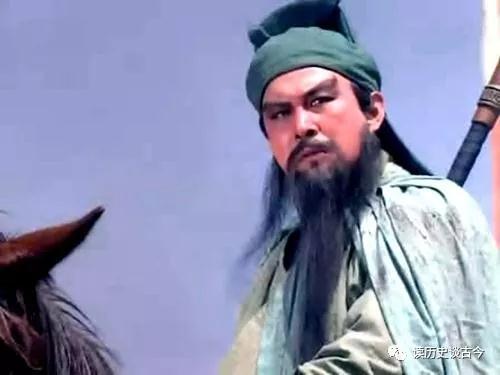 三國演義張飛提議劉備桃園結義 關羽其實是順帶的 三國演義張飛提議劉備桃園結義 關羽其實是順帶的