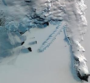 南極洲的埃里斯伯冰舌。