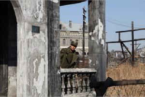 話劇《無處安放》概念圖