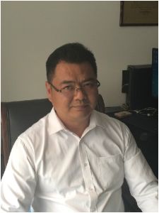 許偉[高級古董古玩鑑定評估專家]