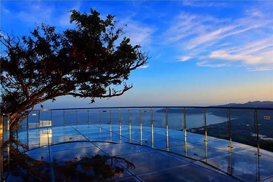 國內第一個海景玻璃棧道開放!媲美“天空之境”,分分鐘撩倒所有人!