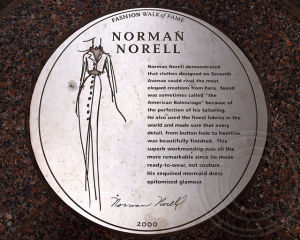NORMAN NORELL浮雕