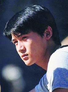 肖童[電視劇《永不瞑目》人物]