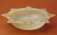 玉嵌寶石八角菱花洗 玉嵌寶石八角菱花洗