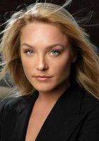 伊莉莎白·霍爾姆 伊莉莎白·霍爾姆