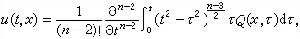 雙曲型偏微分方程