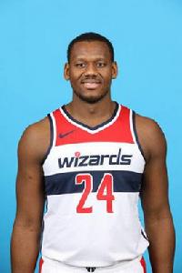 拉沃伊·艾倫 拉沃伊·艾倫