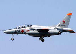 日本航空自衛隊T-4教練機 日本航空自衛隊T-4教練機