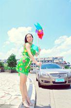 晏敏敏綠花色裙照