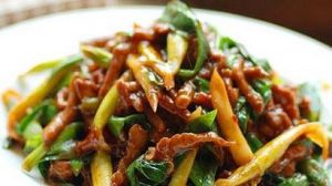 青蒜辣醬炒肉絲 青蒜辣醬炒肉絲