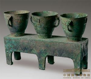 婦好青銅三聯甗 婦好青銅三聯甗