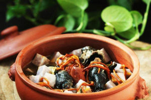 香芋乾鍋雞 香芋乾鍋雞