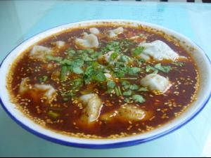 酸湯餃子 酸湯餃子