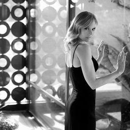 凱薩琳·韋樂絲 凱薩琳·韋樂絲