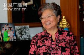 徐曼[中國第一個廣播節目主持人]