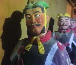 假兵馬俑