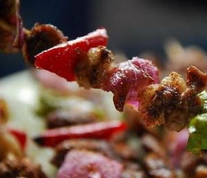 炭烤優酪乳羊肉蔬菜串