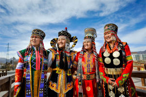 蒙古族服飾