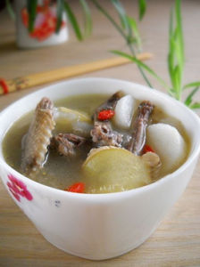 山藥煨乳鴿 山藥煨乳鴿