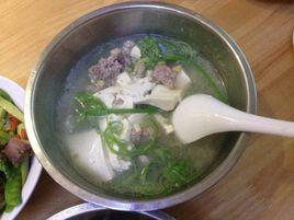 鮮百合瘦肉豆腐湯 鮮百合瘦肉豆腐湯
