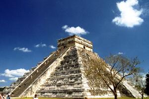 墨西哥羽蛇神金字塔