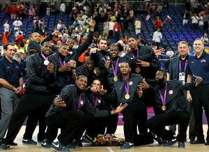 美國隊獲得男籃金牌