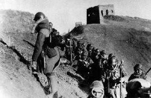 日軍越過長城,進攻熱河。