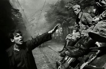 混亂的1968年,日本來湊熱鬧,法國最為生猛!